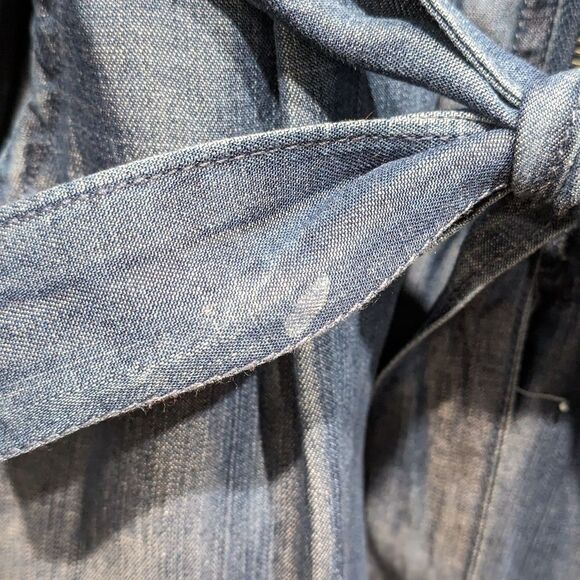 Gabrielle Union New York & Co Chambray Tab Sleeve Zip Front Tie Belt Romper, XS - Picture 6 of 15
